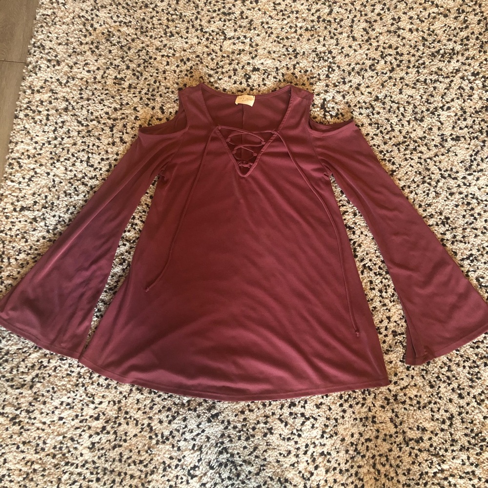 Hibiscus colored bell sleeve shirt